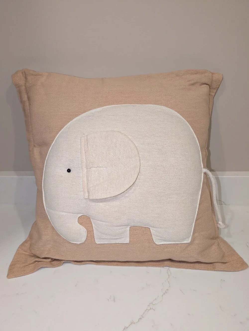 White Elephant Resorts Elephant Throw Pillow